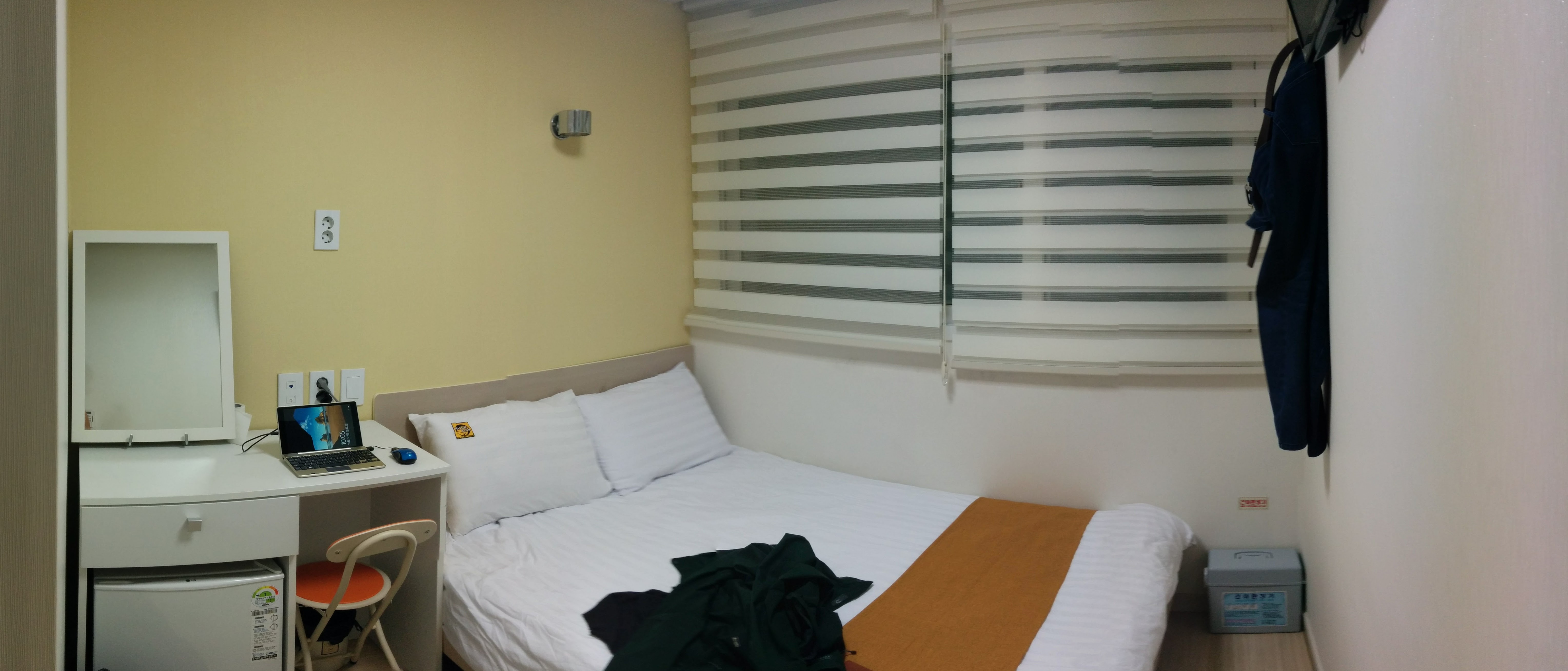 PANO_20151116_190515.jpg 서울 옐로우브릭 1 호스텔 (Yellow Brick 1 Hostel)