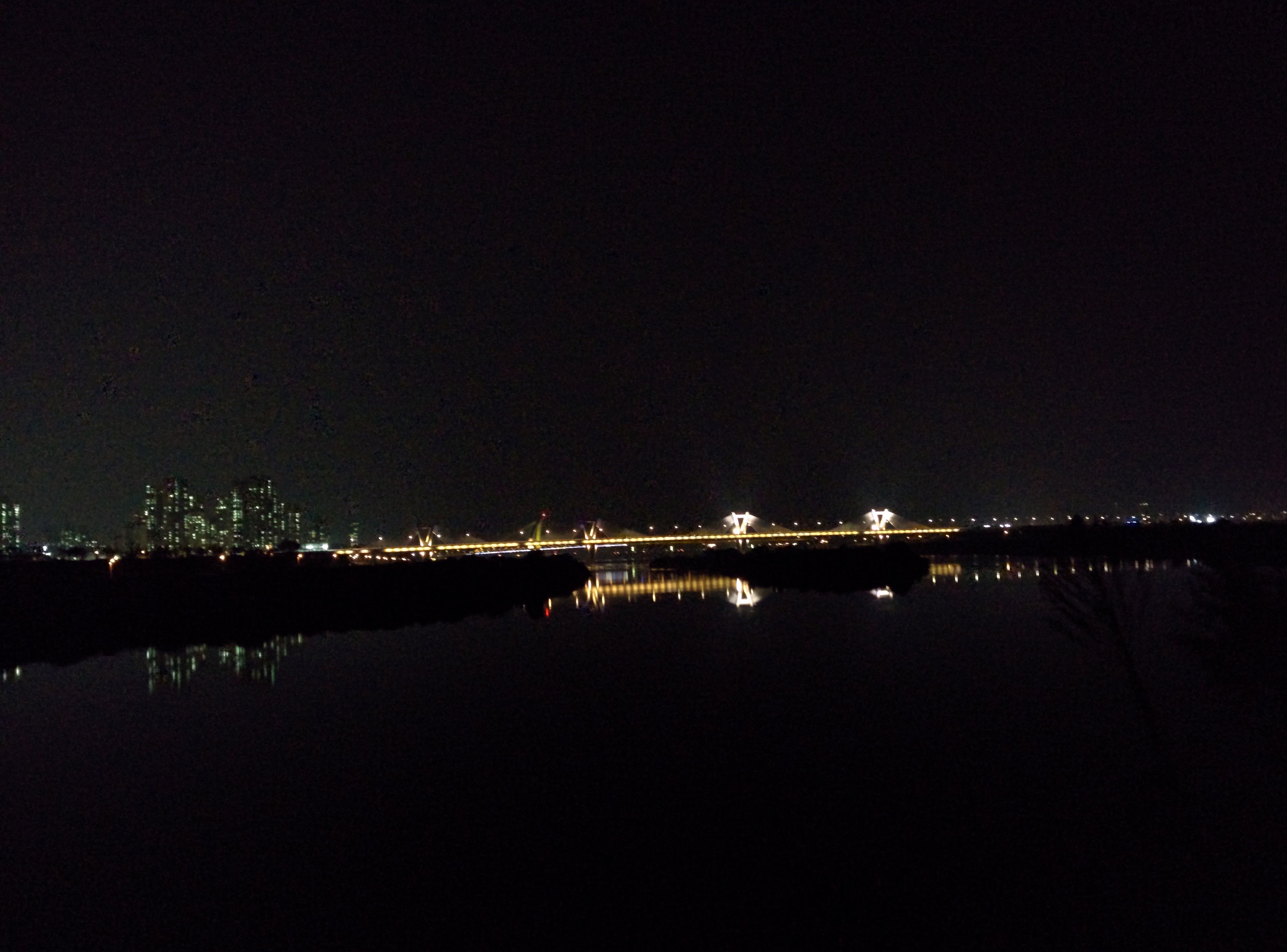 IMG_20150920_201430.jpg 세종시 학나래교 금강 야경