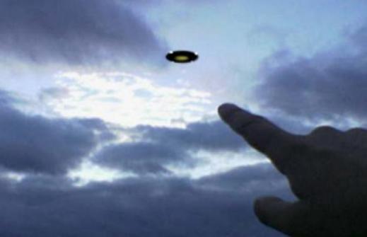 1326325743.290964_PS12011200014.JPG 역사상 가장 선명한 UFO 사진 찍혀..`흥분` 